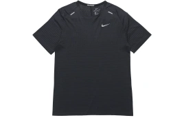 Футболка Nike T-Shirts Men Black