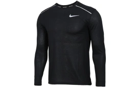 Футболка Nike T-Shirts Men Black