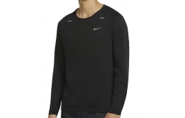 Футболка Nike T-Shirts Men Black