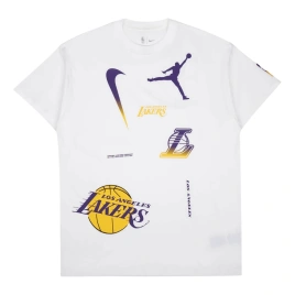 Футболка Nike T-Shirts Unisex WhiteGender Neutral