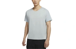 Футболка Nike T-Shirts Men Gray