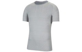Футболка Nike T-Shirts Men Light Gray