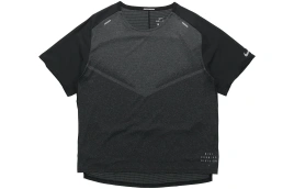 Футболка Nike T-Shirts Men Black