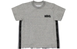 Футболка Nike Women's X Sacai Short Sleeve Fleece Top 'Dark Grey'