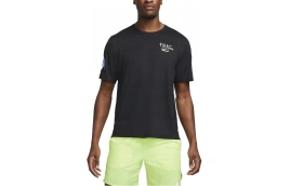 Футболка Nike T-Shirts Men Black