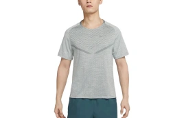 Футболка Nike T-Shirts Men Smoke Gray