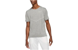 Футболка Nike T-Shirts Men Light Gray