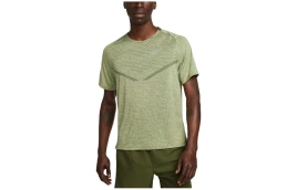 Футболка Nike T-Shirts Men Matcha